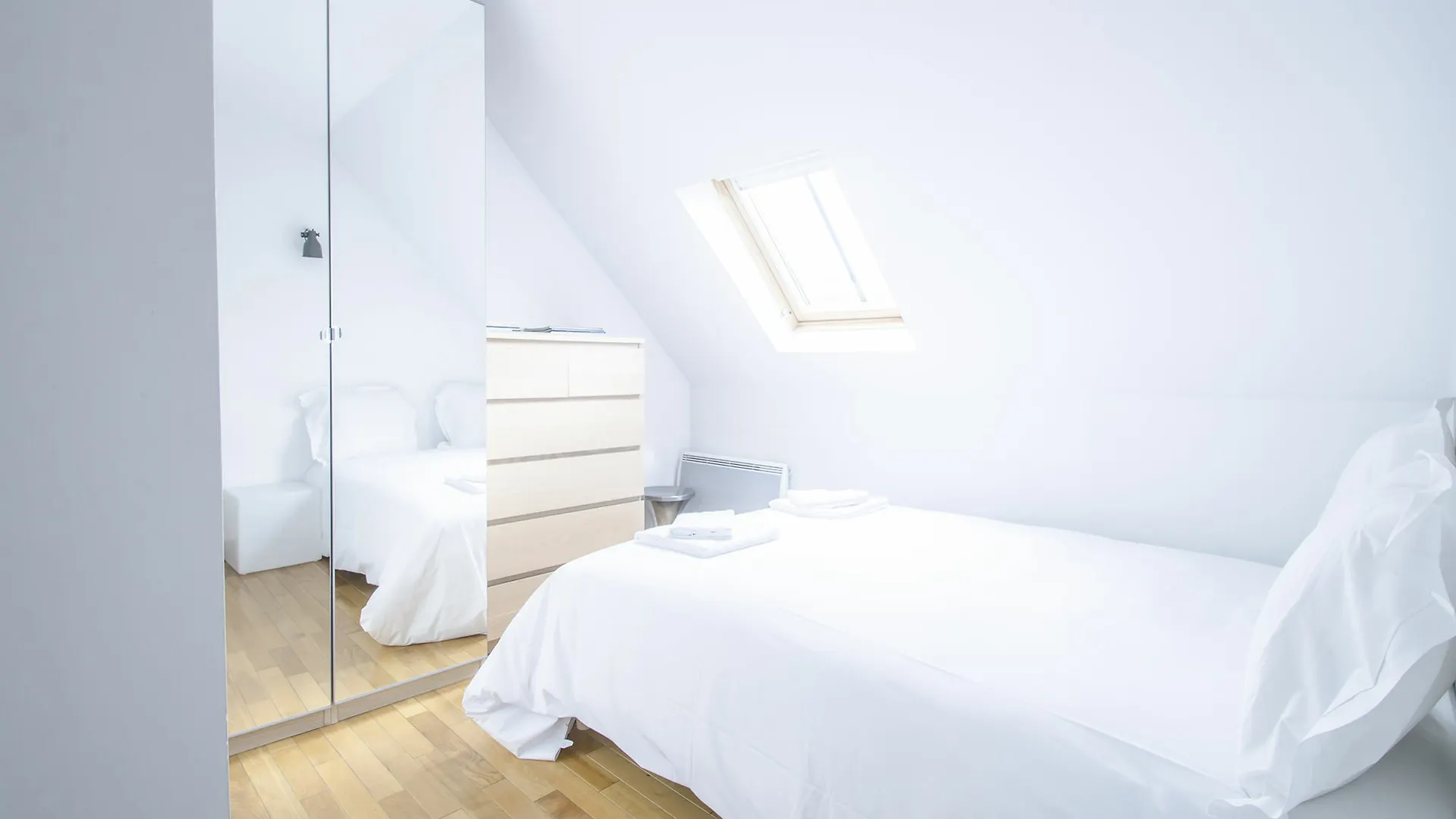 Luxury In Opera - The Louvre Appartement Parijs